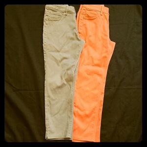 ★ 3 for 10★ 2x Pairs of Capris